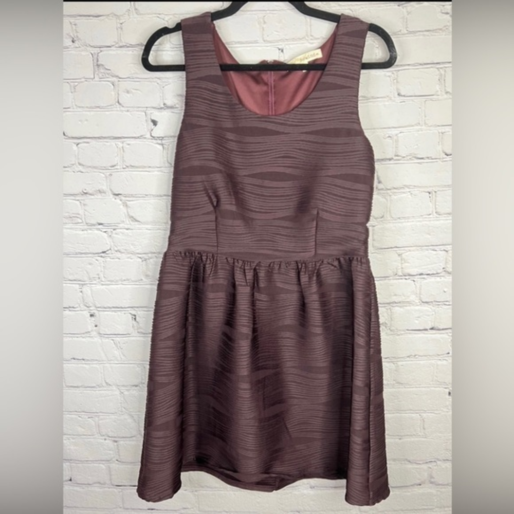 Juniors rewind dark maroon textured fit and flare sleeveless dress large
